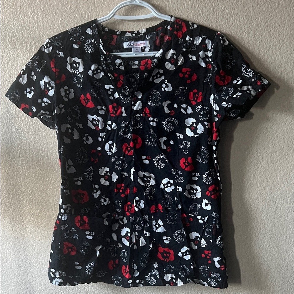 Koi Women's Black and Red Floral scrub top